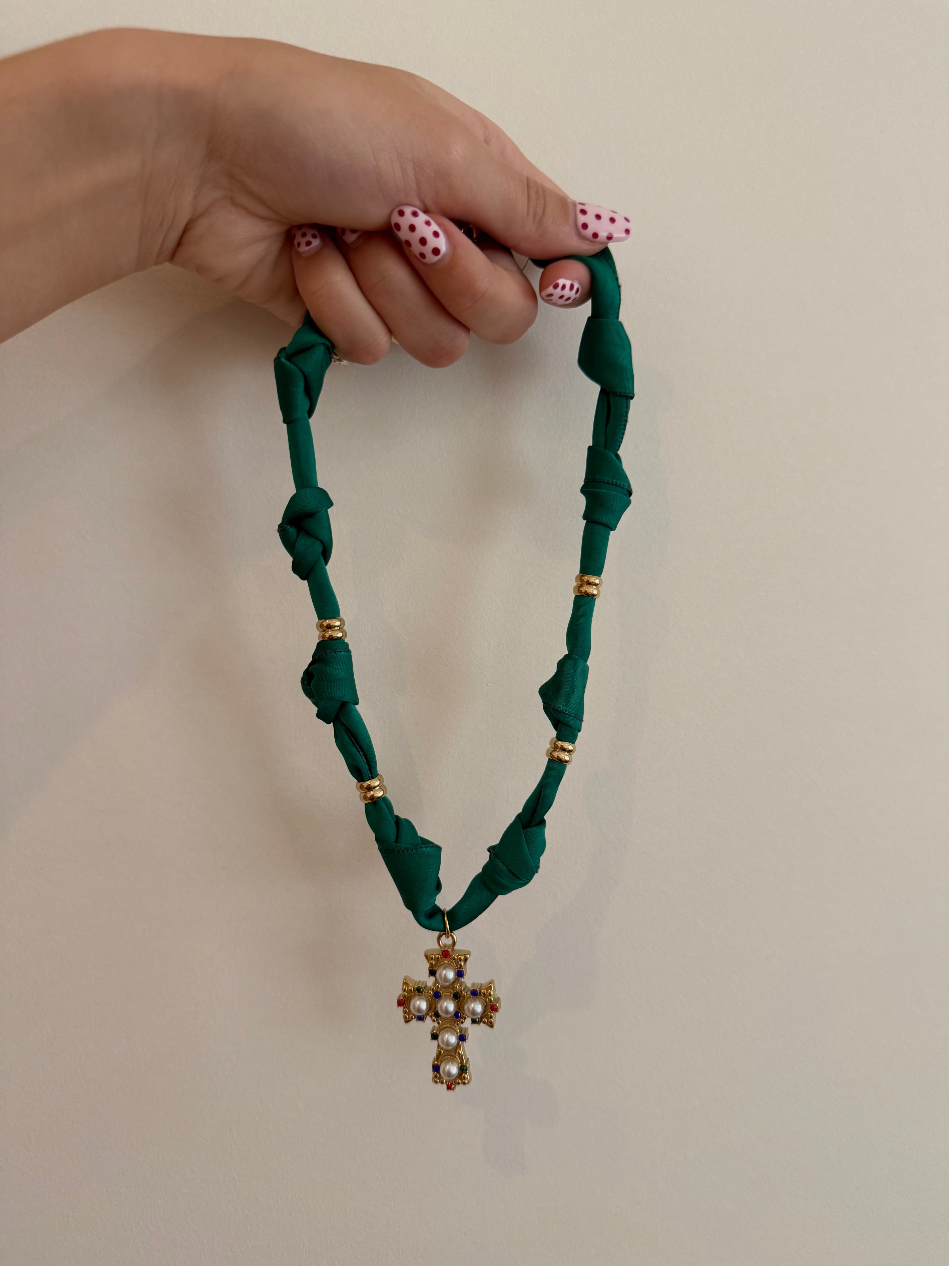 Collier croix impériale